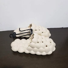 New  w/tag Sole Mates Slip on Closed Toe  Bubble Slides  White M (7/8)