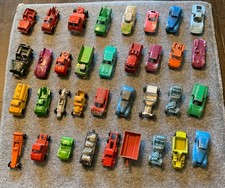 LARGE TOY CAR LOT