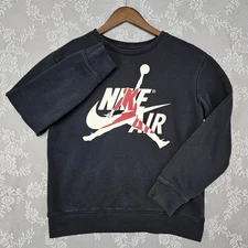 Nike Air Jordan Sweatshirt Youth XL 13-15 yr. Black Jumpman Chest Logo Pullover