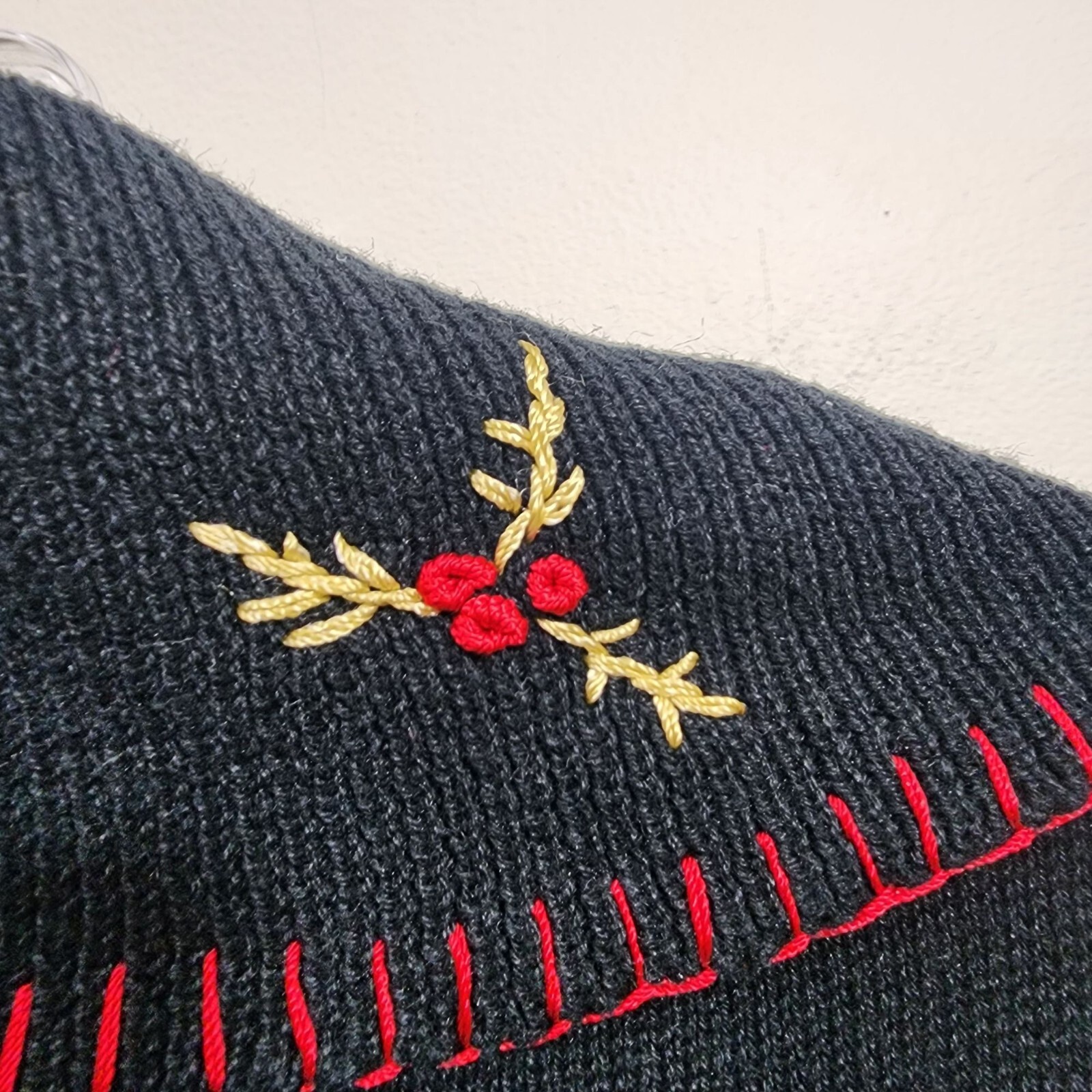 Vintage Basic Editions cowl neck embroidered holl… - image 6