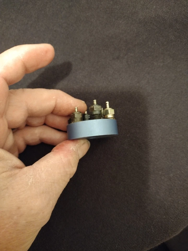 Upgrade Your RC Car Or Plane with 6-Pack of  Nitro Engine Glow Plugs With Caddy - Image 3 of 4