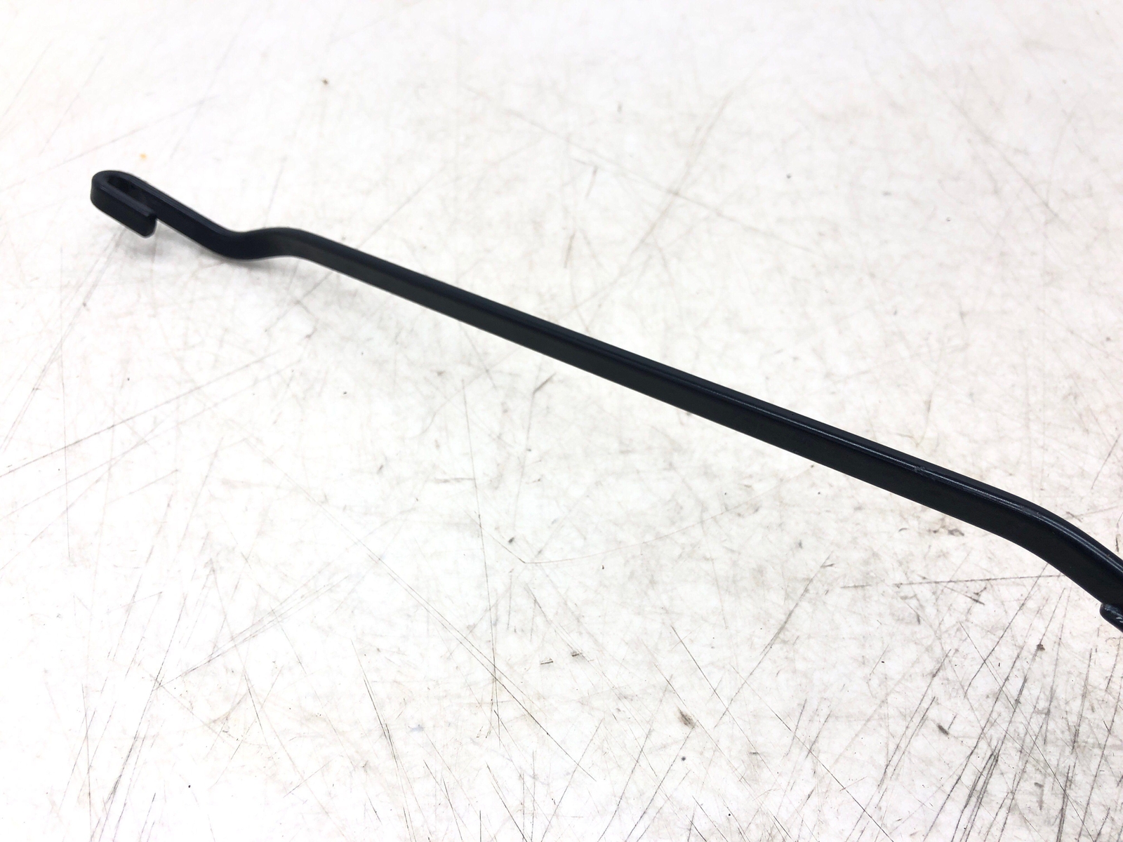 ASTON MARTIN RAPIDE FRONT WINDSHIELD WIPER ARM SET OEM