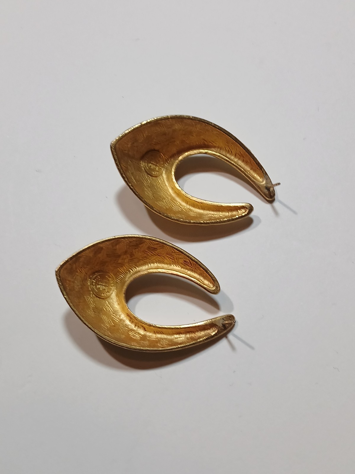 Givenchy Modernist Hammered Stud Post Goldtone Ea… - image 3