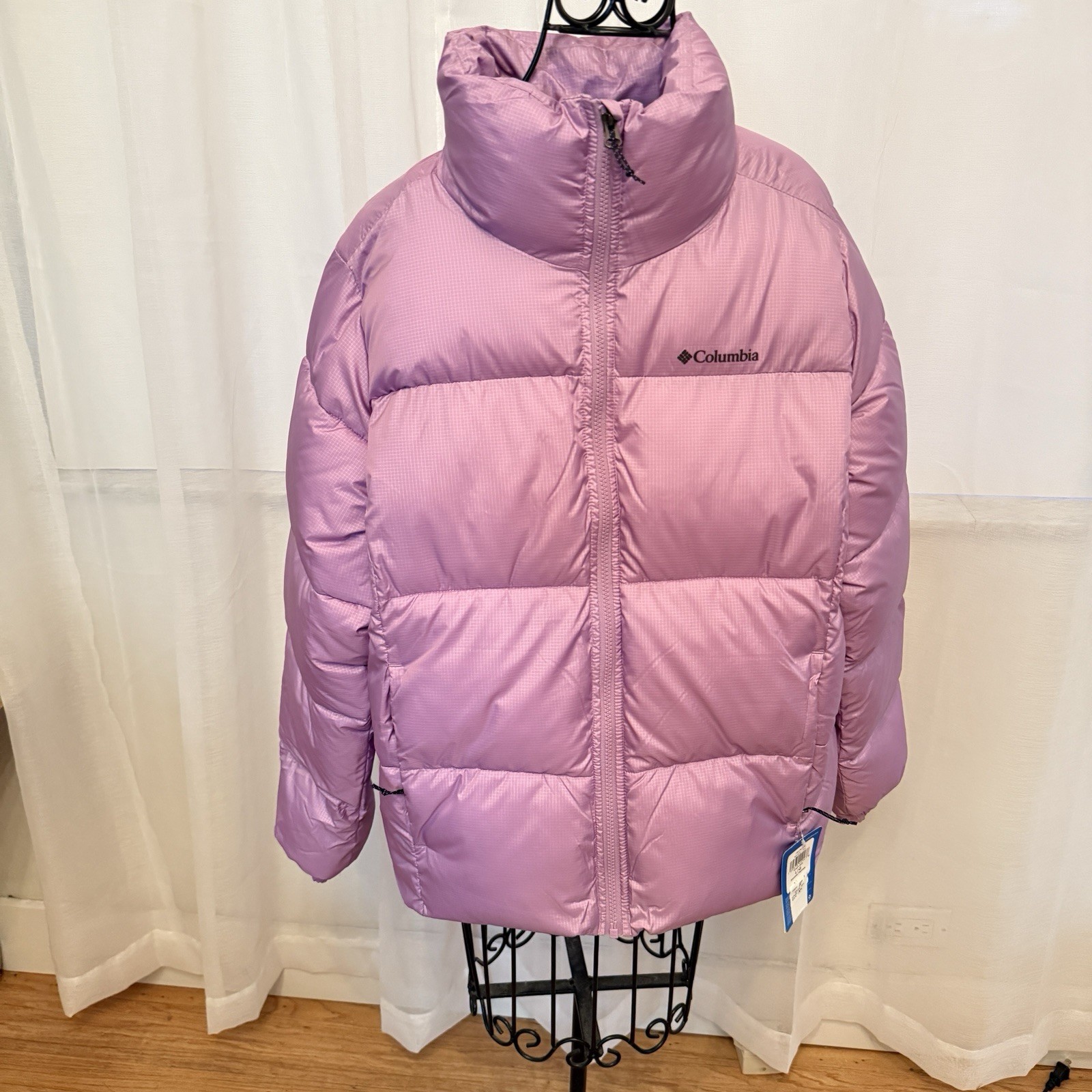 Columbia Womens Puffect Jacket Gumdrop Size L Retails For $180