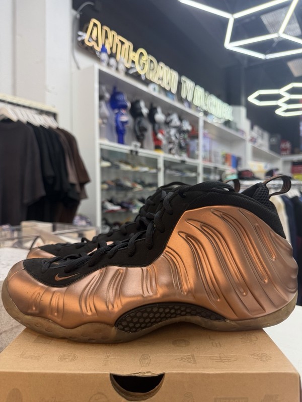 2009 Nike Air Foamposite One Copper Gold Black Sneakers 314996-007 Size 11.5