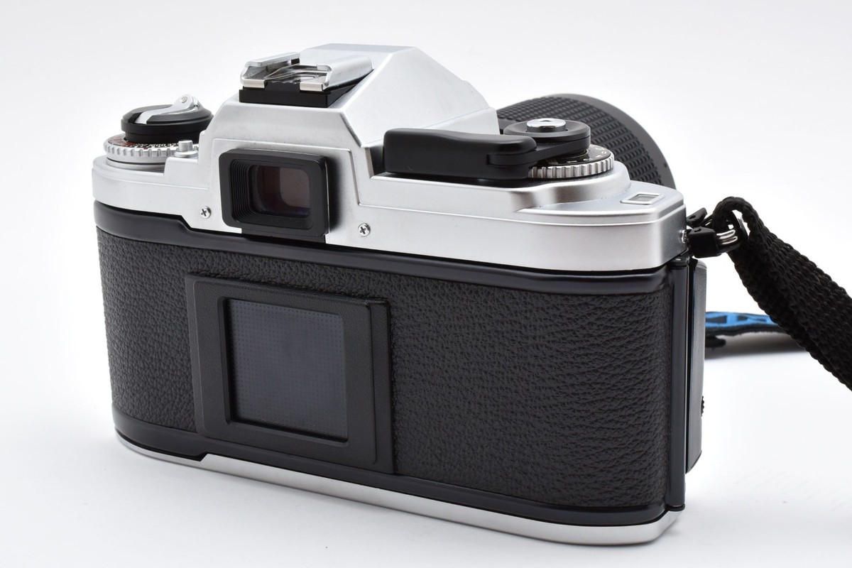 MINT] Nikon FG Black 35mm SLR Camera w/Zoom Nikkor 35-105mm f/3.5