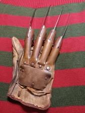 MARK PETRIE A NIGHTMARE ON ELM STREET PART 2 FREDDY KRUEGER AVENGER GLOVE