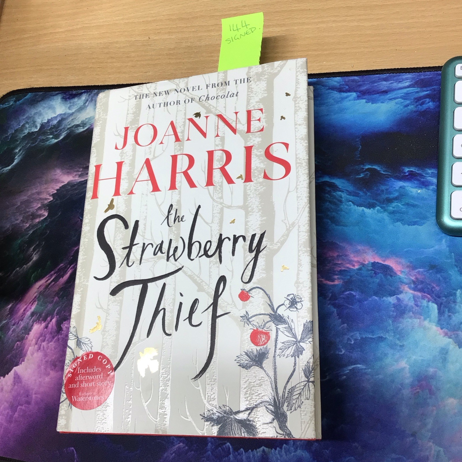 JOANNE HARRIS-THE STRAWBERRY THIEF-EXCLUSIVE SIGNED-1ST-HB-NF-2019-ORION-RARE