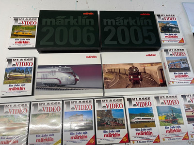 Märklin Jahrbuch 2005  bis 2008 10 Bücher im Schuber DVD 1. Klasse sehr guter Zu