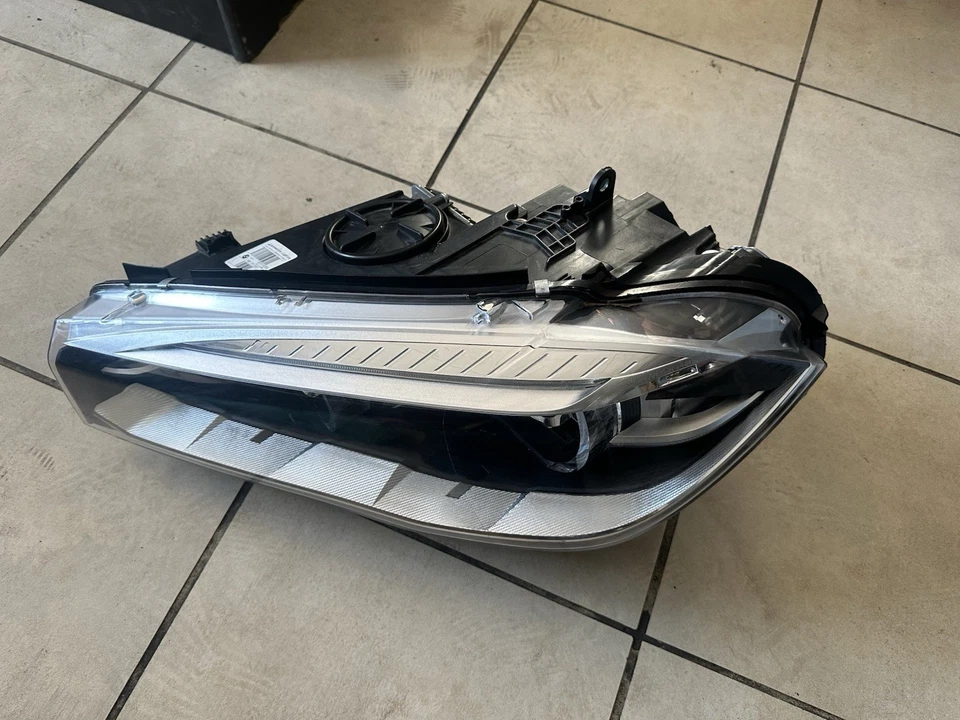 Faro adaptable de xenón lado izquierdo del conductor BMW X5, X6 2014 2015 2016 2017 2018 Foto 2 de 4