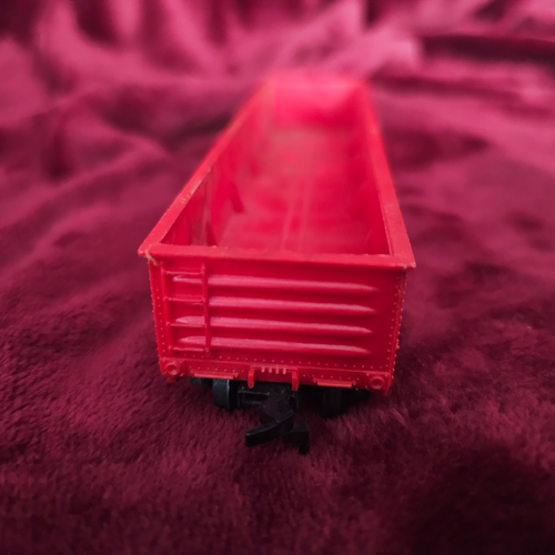 Tyco HO Scale Model Trains Michigan Central Hopper Red No Box - Picture 4 of 4