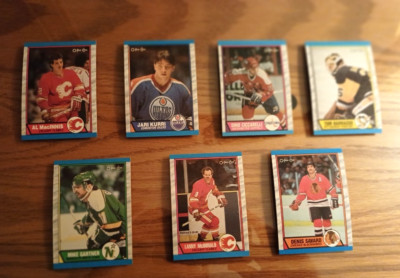1989-90- O-Pee-Chee Hockey 27 Card Hall of Fame Lot (Savard/Kurri/Ciccarelli)