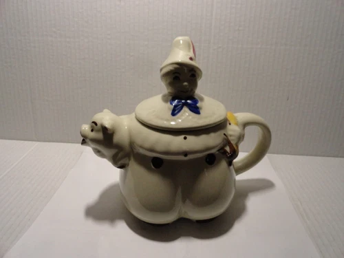 VINTAGE - TOM THE PIPERS SON TEAPOY w/ PIG  SPOUT 1940'S