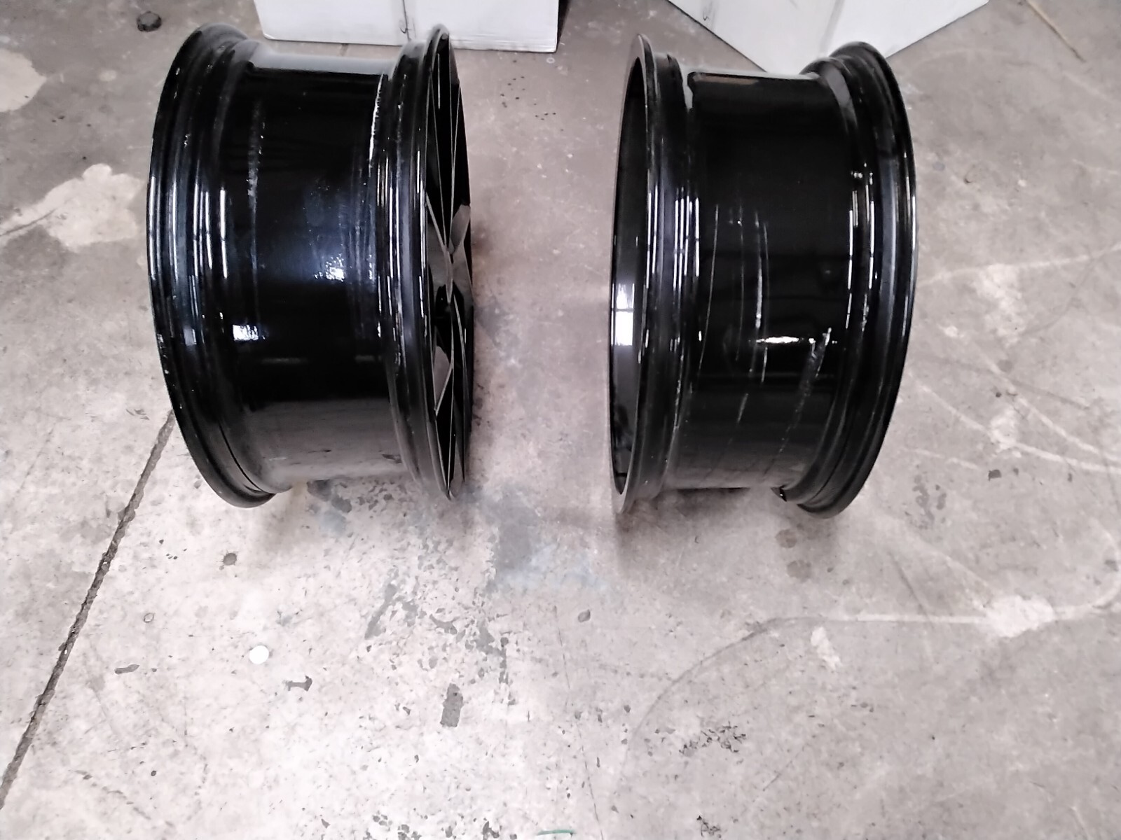 Audi R8 Front Wheels Powder Coated Black Factory # 4S0-601-025-CA