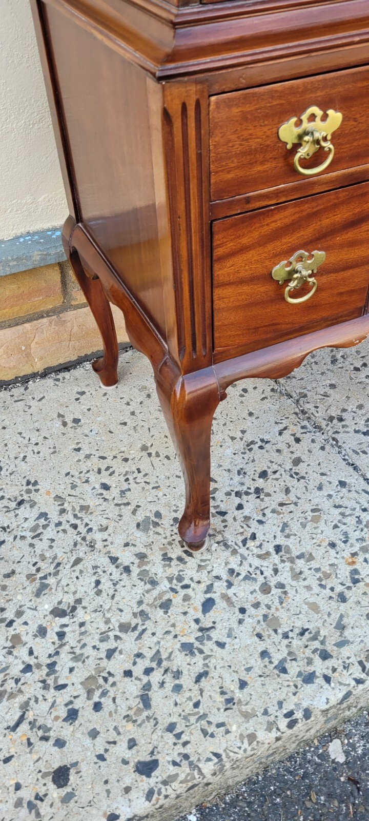 Picture 4 of 12