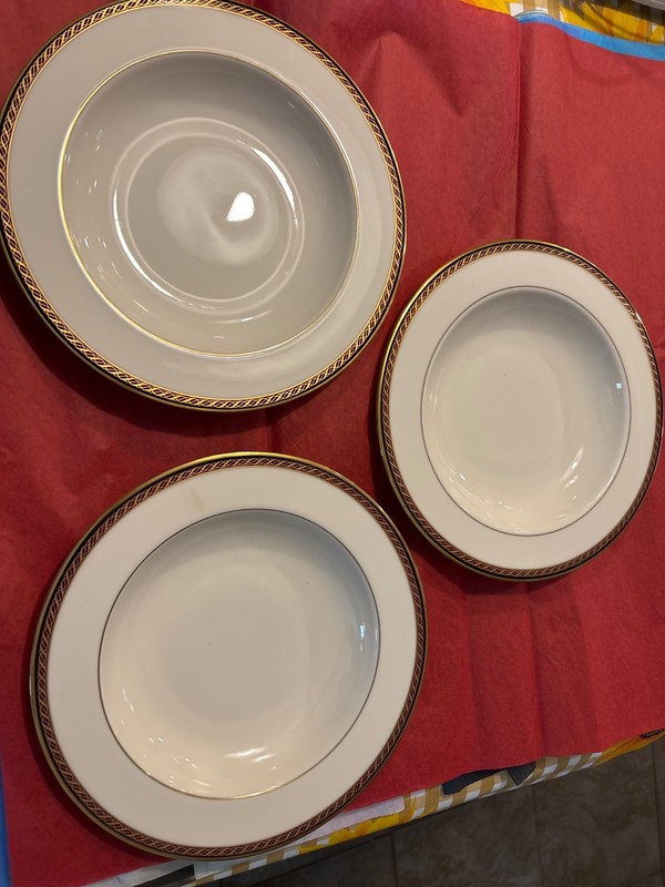 Lenox Monroe Rimmed Pasta/Soup Bowls (3)