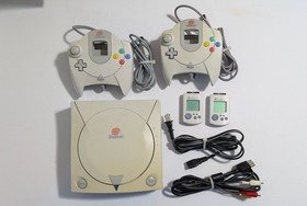 SEGA Dreamcast HKT-3020 Console 7 Games 2 Controllers & VMUs Tested Working