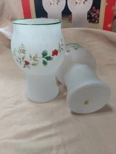 Set Of 2 Pfaltzgraph Winterberry Frosted Floating Candle Holders, Used In Box