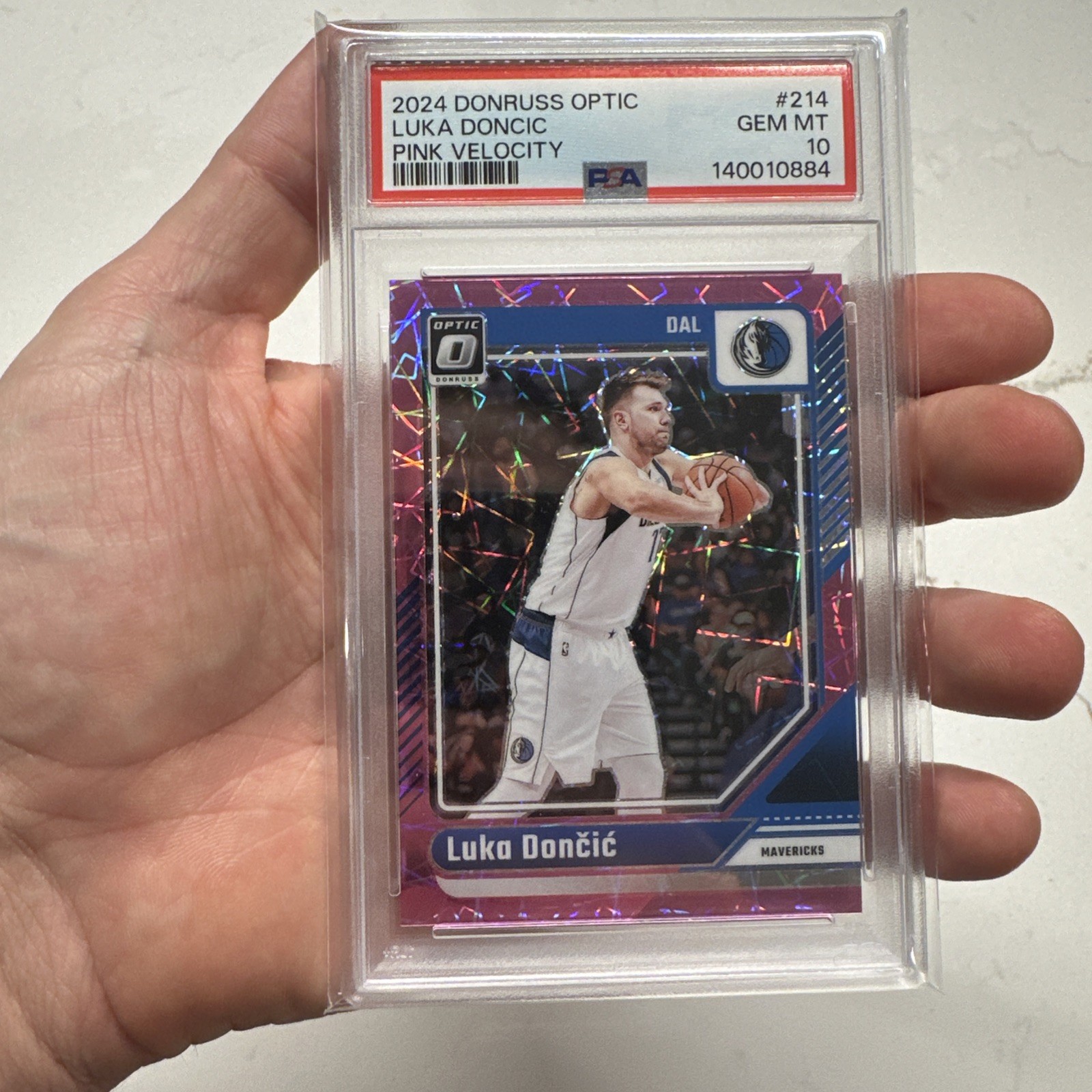 2024 Panini Donruss Optic - Luka Doncic #214 JERSEY MATCH Pink Prizm /79 GEM 10