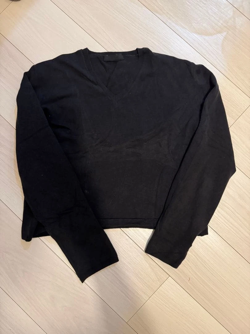 25+ PRADA Long Sleeve T-Shirts for Men for sale | Updated Oct 2026