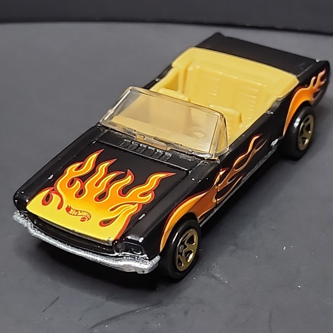 VTG Hot Wheels 65 Mustang Convertible 1983 Black Flames Hood 5908