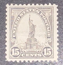 Travelstamps: 1923-1925 US Stamps Scott #566 15c Liberty Mint OG Hinged MOGH