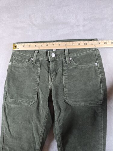 Levi's Women's Size 27x28 Green Low Rise Corduroy Pants - Picture 2 of 9