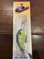 Pre-Pradco Bandit 300 Crankbait - Yellow Pack - Chartreuse Fleck Color 3D66