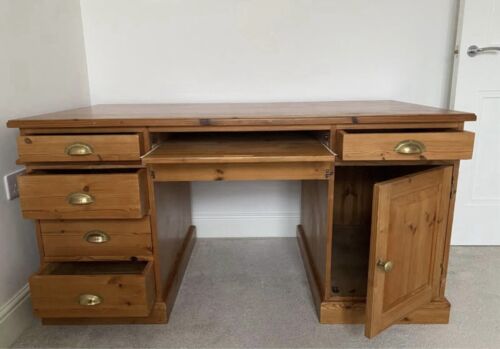 Bespoke Hand Made Large Solid Pine /Brass drawers Desk Table Excel. condition - Picture 8 of 12