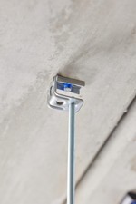 SPIT THREADED ROD HANGER  (TRH) M8/M10 (011431)  TUB OF 100 - MINOR CRACK ON LID