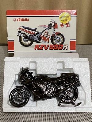美品 YAMAHA RZV500R ミニレプリカ 世界の名車シリーズvol.36 s-l400.jpg