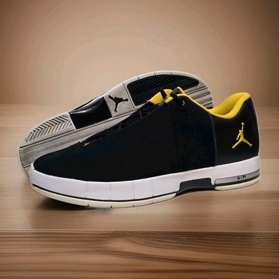 Nike Jordan TE 2 Low Mens 10.5 Black University Gold Basketball Shoes AO1696-007