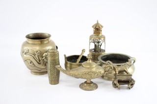 Vintage Brass Ware Inc Chinese Style Censors Ornaments Etc Job Lot 3912G