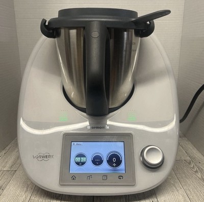 Vorwerk Thermomix TM5 (110V US Model) Bundle With Bowl, Cook-Key, Varoma (Clean)