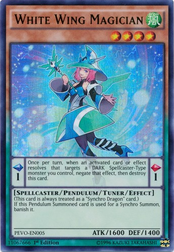 1x (EX) Weißer Flügelmagier - PEVO-DE005 - Ultra Rare - 1. Auflage YuGiOh