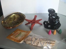 Shaman Smudge White Sage Polished Abalone Shell, Tri Leg Stand Black Reverse Inc