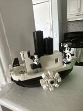 LEGO Ideas: Steamboat Willie (40659) GWP