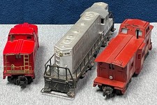 Lot of 3 AMERICAN FLYER  S,  1 Diesel Engine #370, 2 Cabooses, For Parts/Repair