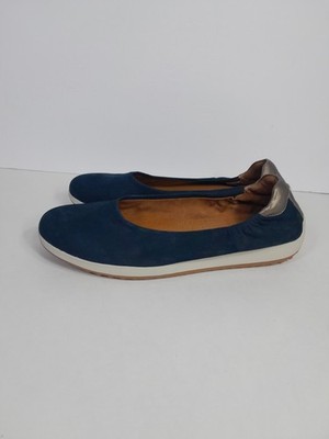 Caslon Bella Sporty Flat in Suede Navy  Rubber Sole sz 7.5