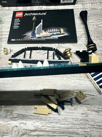 LEGO Architecture Sydney (21032) - COMPLETE with Box & Manual