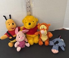 4 figuras de Winnie-the-Pooh. Lote de mezcla Tigger, Piglet, Pooh, Eyeore