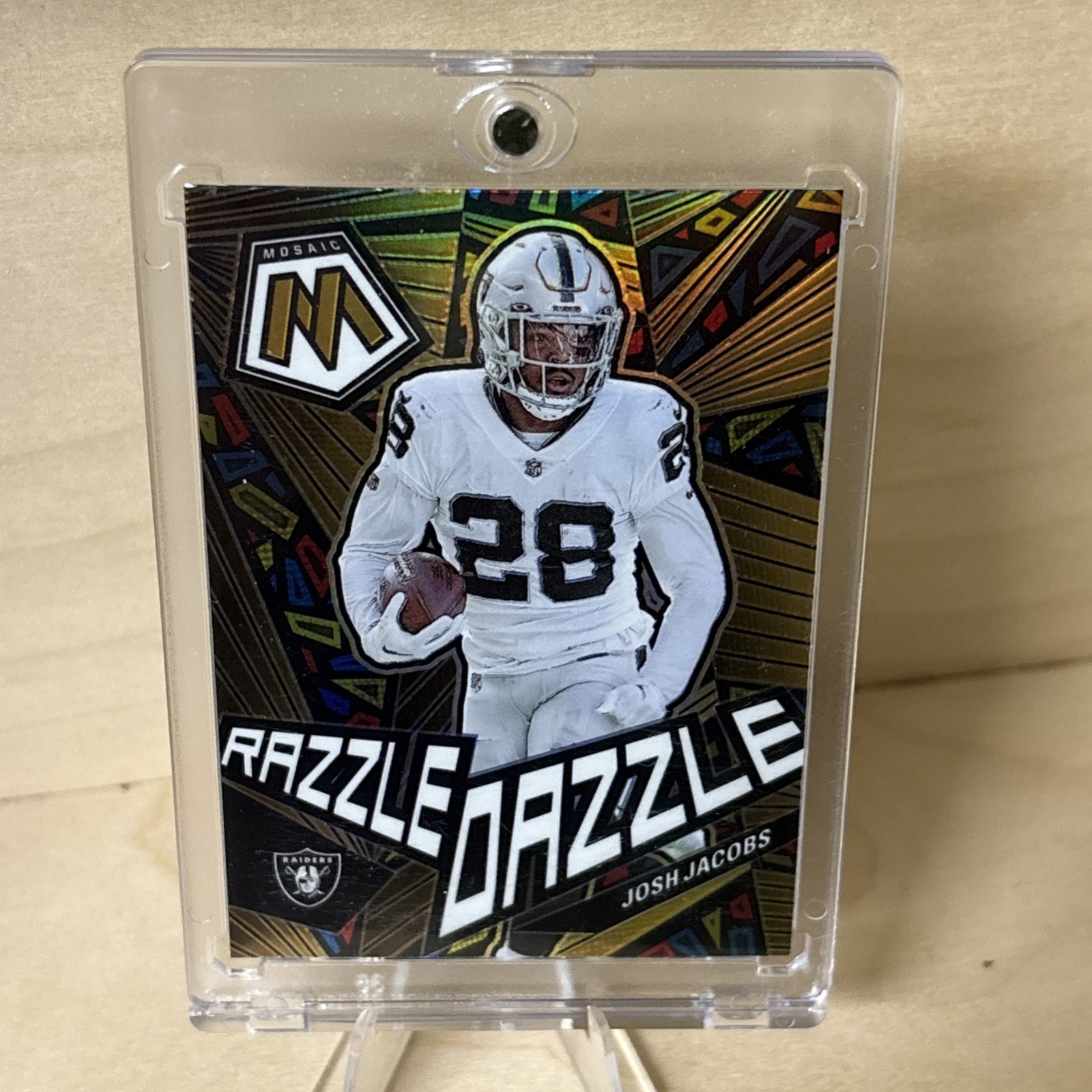 🔥2023 Panini Mosaic Football #RD-9 Josh Jacobs Razzle Dazzle SSP Case Hit🔥