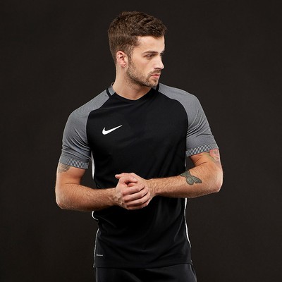 Nike Strike Aeroswift SS Top Soccer Training T-Shirt 725868 015 sz M  820652707146 | eBay