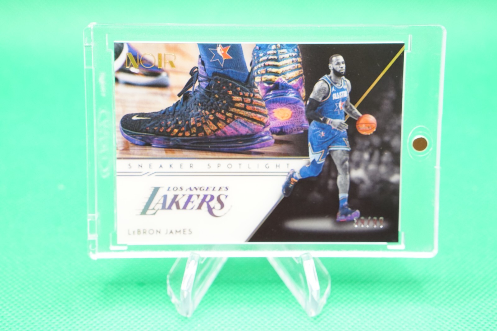 2020-21 Noir Sneaker Spotlight SP #39/99 #10 LeBron James R6220J