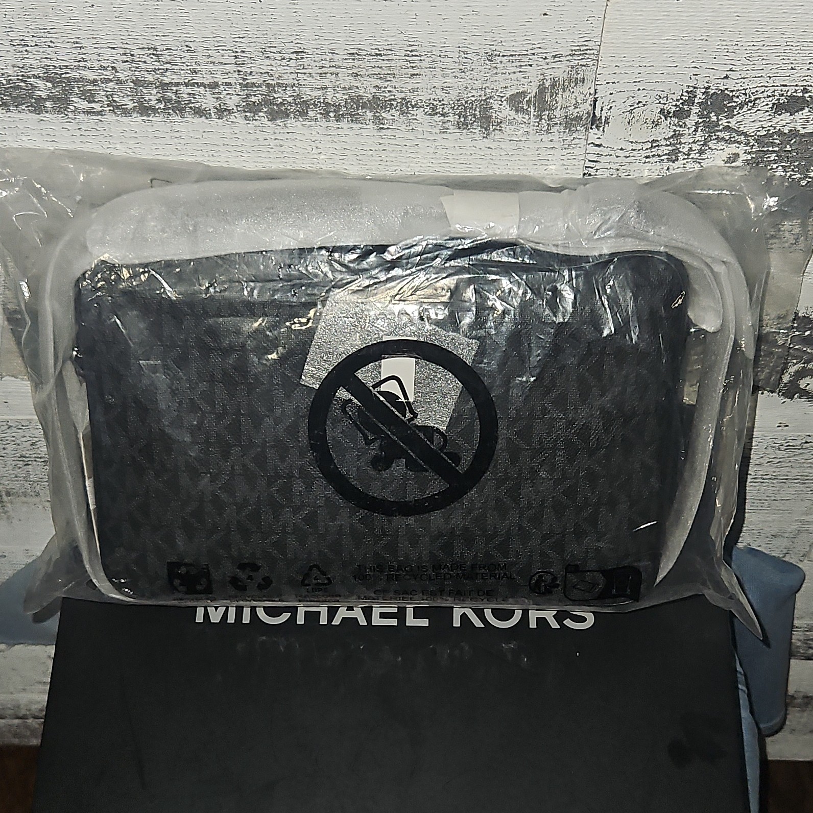 Michael Kors Men's Black Logo Print Crossbody Bag Zip Closure Casual thumbnail 3