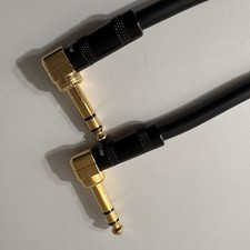 Monoprice Gold 1/4InTRS Guitar Pedal Patch Cable 1Ft Black Right Angle Conn 2 Pk