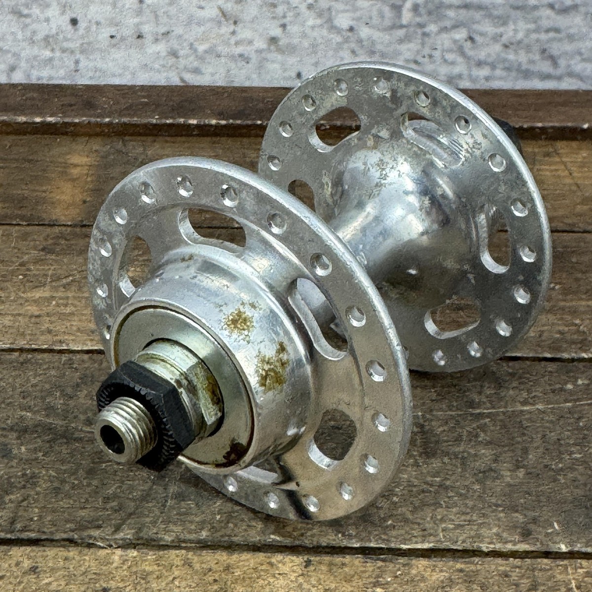 Vintage Sansin Rear Hub 40H QR 40 Hole 126mm Silver Road High