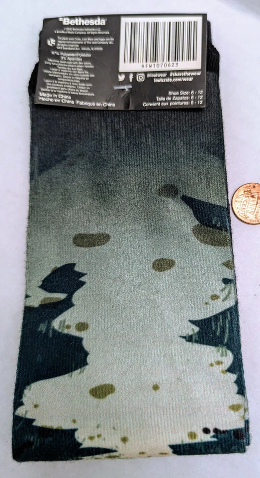 FALLOUT.Crew Socks.with Tags.LootCrate Exclusive.video game/tv. - Image 2 of 3