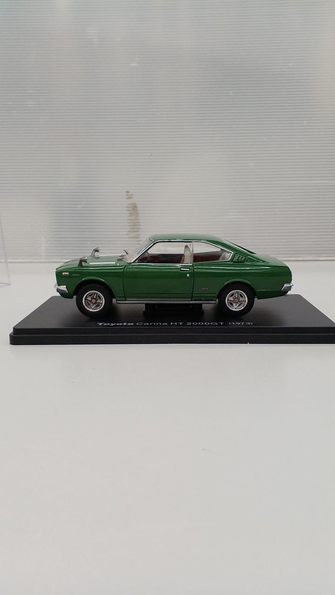 W780 新品 hachette TOYOTA CARINA HT 2000GT s-l400.jpg