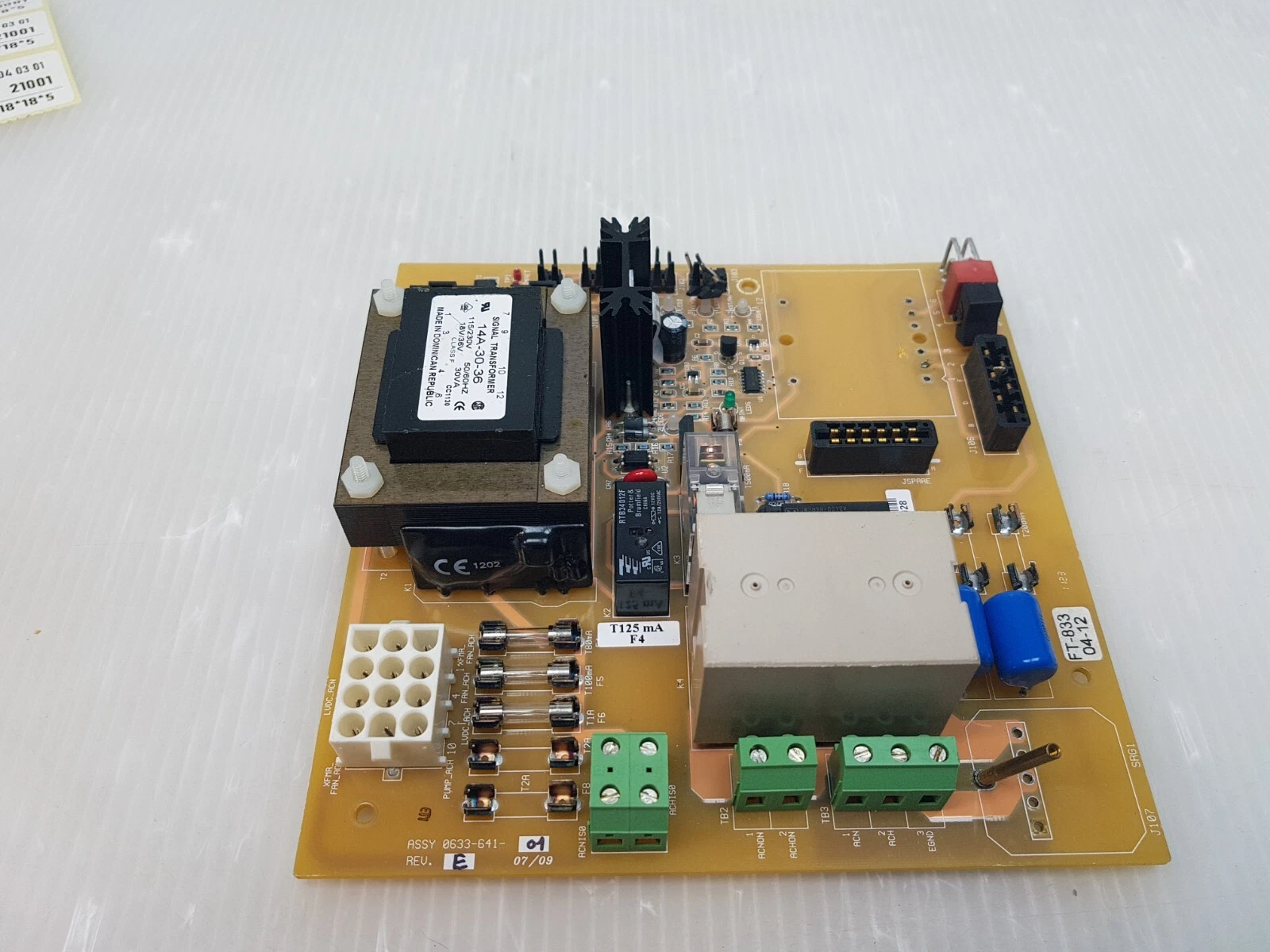 Lumenis 0633-641-01 Rev E board from a low angle, showing the 14A-30-36 transformer and relays